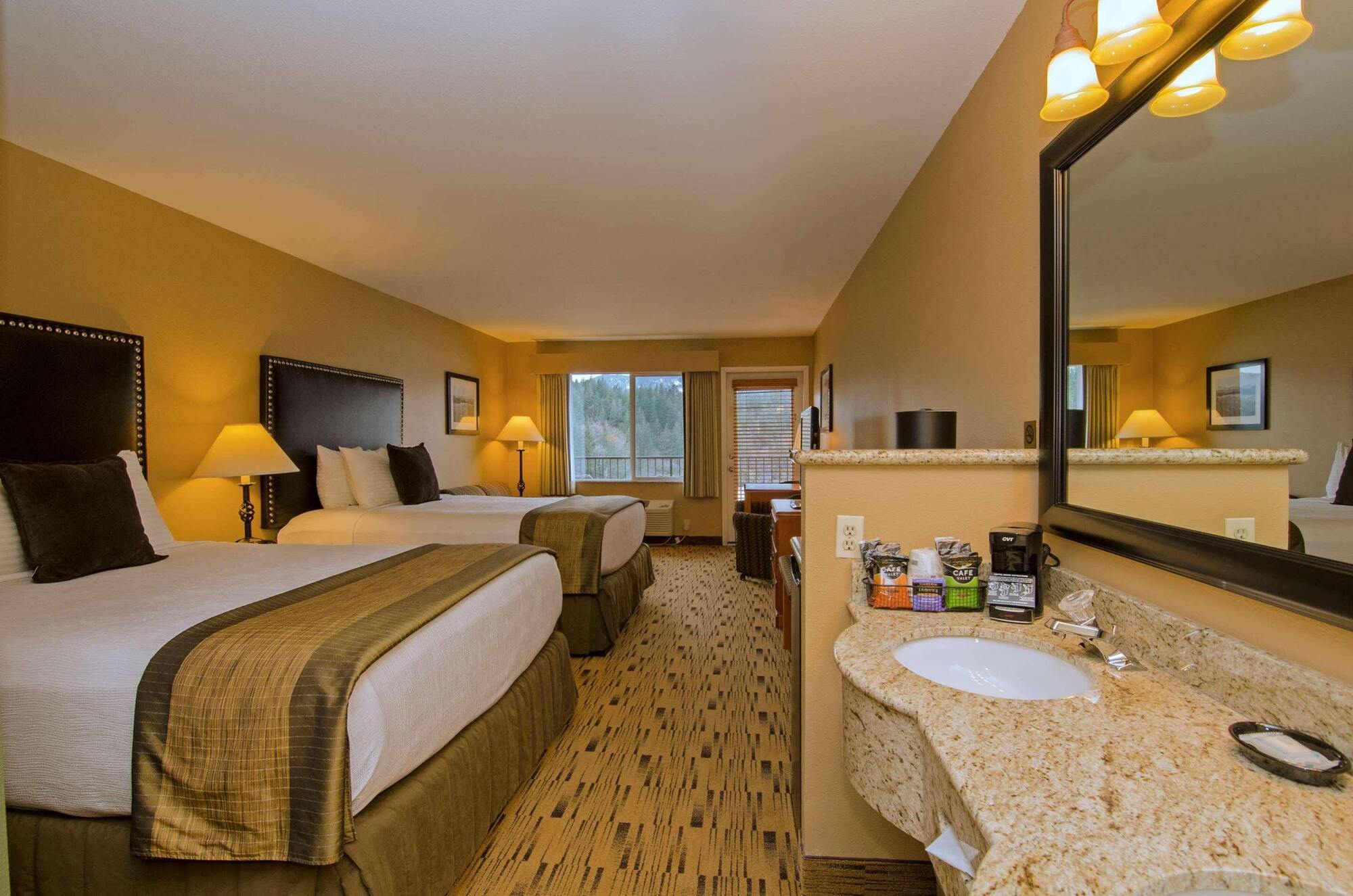 Best Western Plus Columbia River Inn Каскейд-Локс Екстер'єр фото